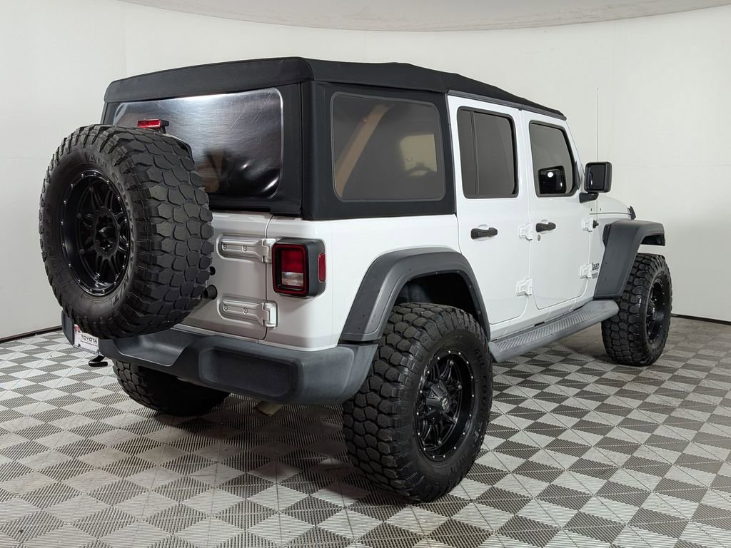 Used 2019 Jeep Wrangler Unlimited Sport S AWD/4WD image 3