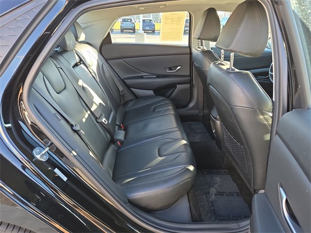 Used 2024 Hyundai Elantra Limited image 14