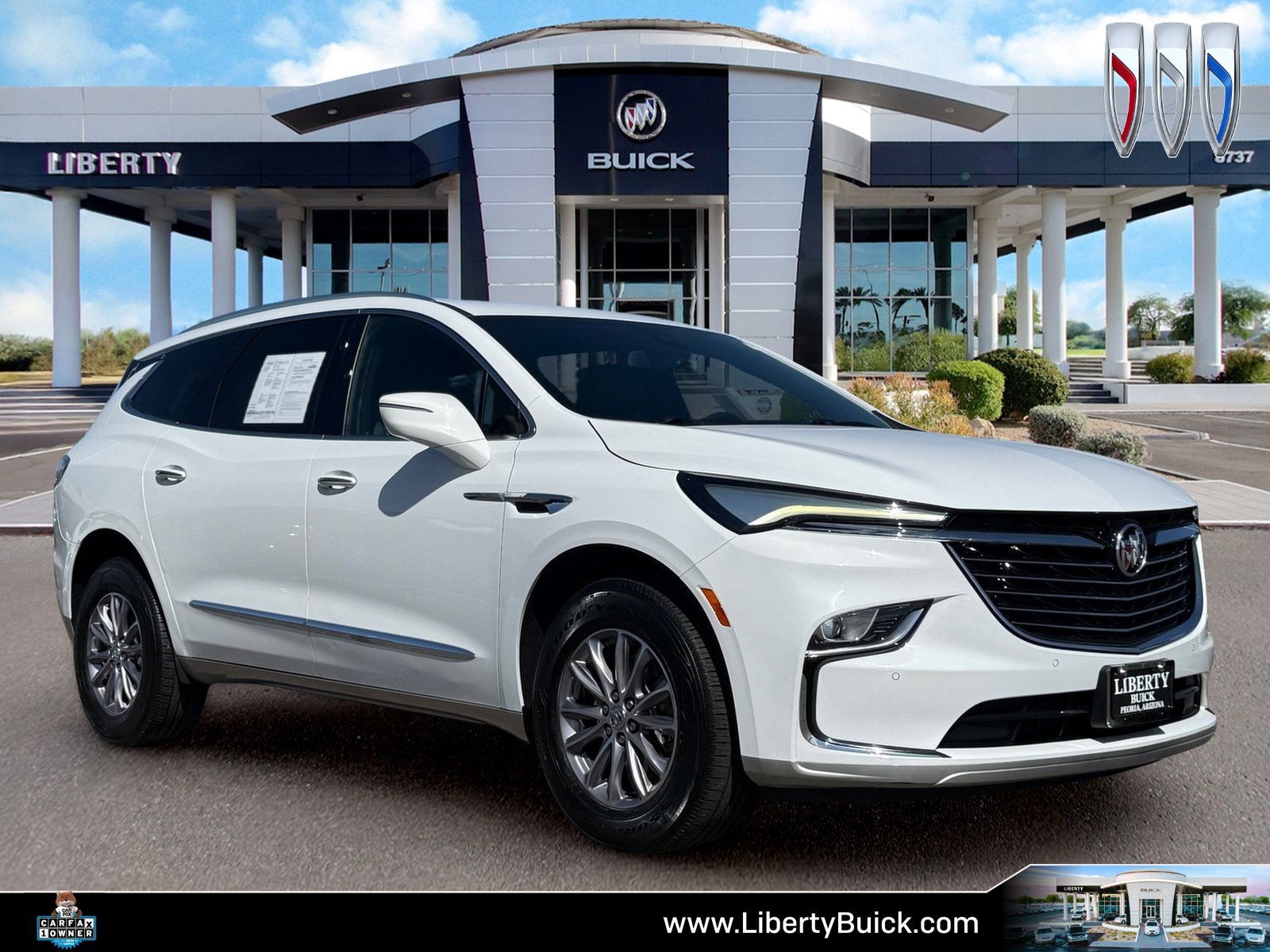 Used 2023 Buick Enclave Essence FWD image 1