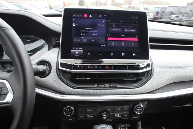 Used 2022 Jeep Compass Latitude w/ Convenience Group image 4