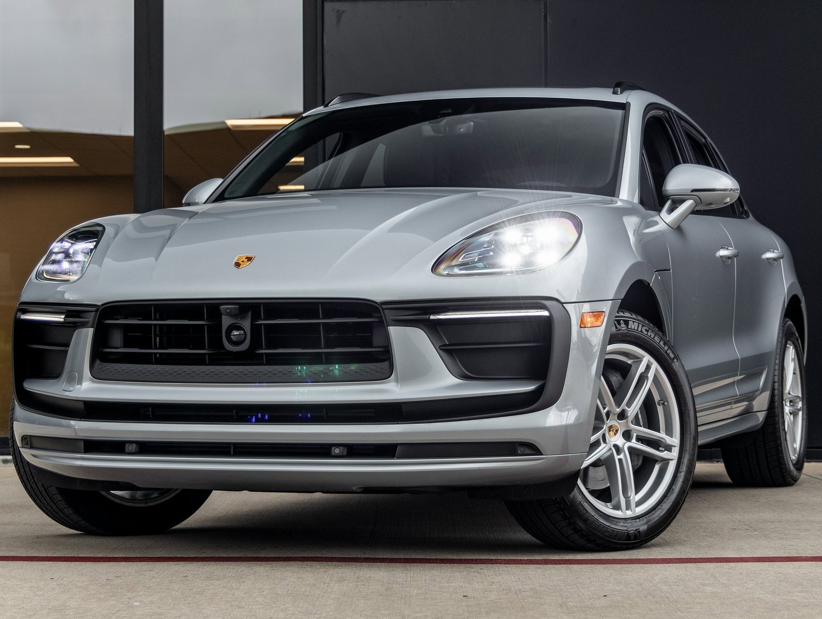 Used 2025 Porsche Macan