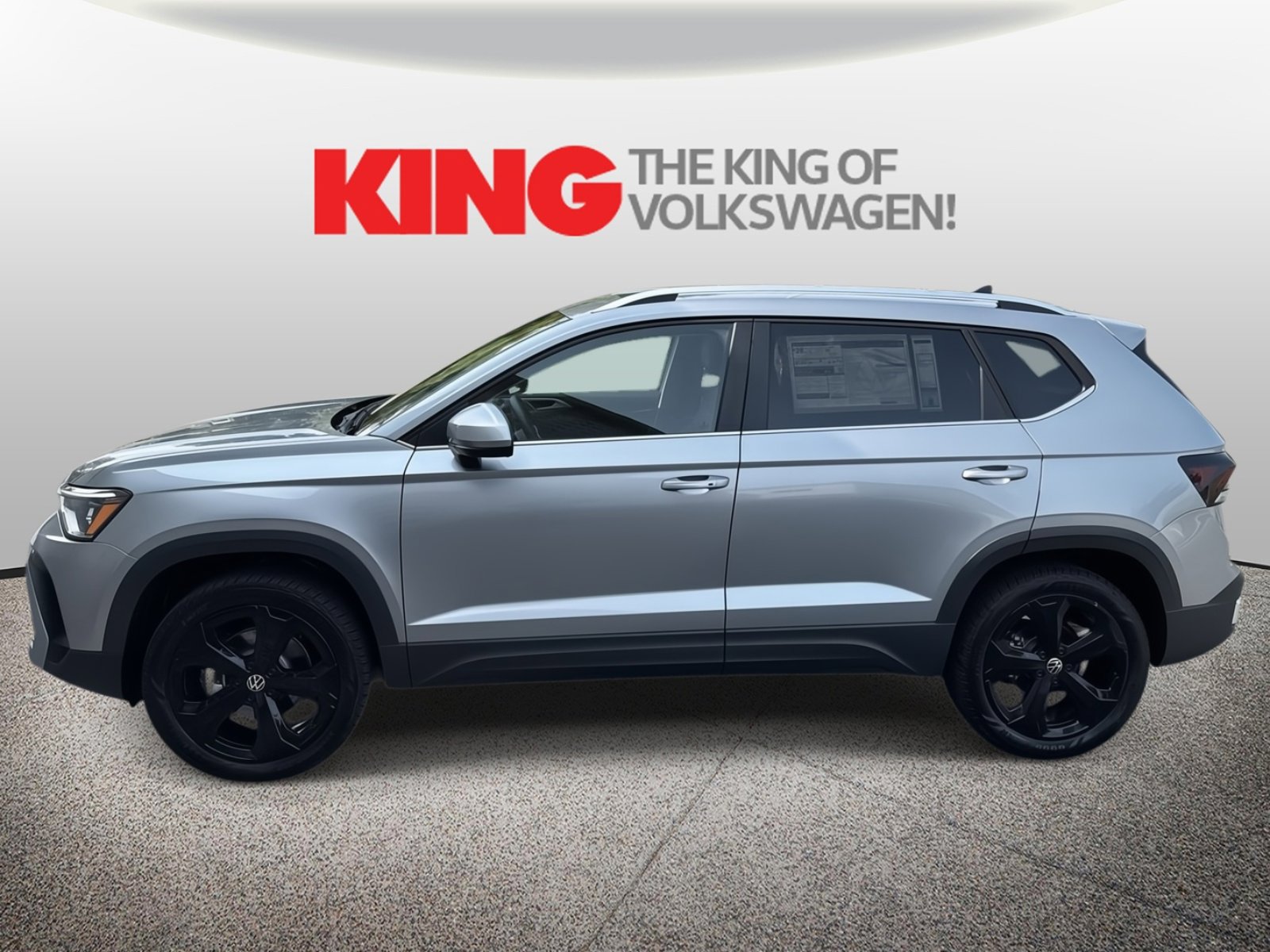 New 2025 Volkswagen Taos SEL image 7