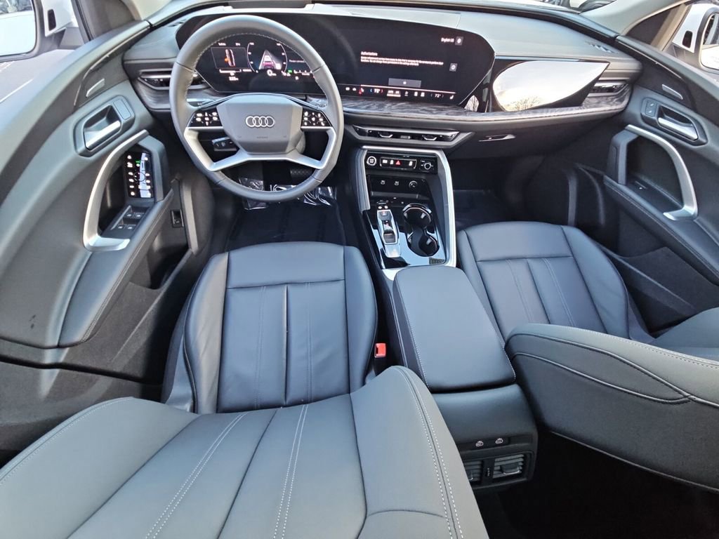 Certified 2025 Audi Q5 Premium Plus w/ Premium Plus AWD/4WD image 14