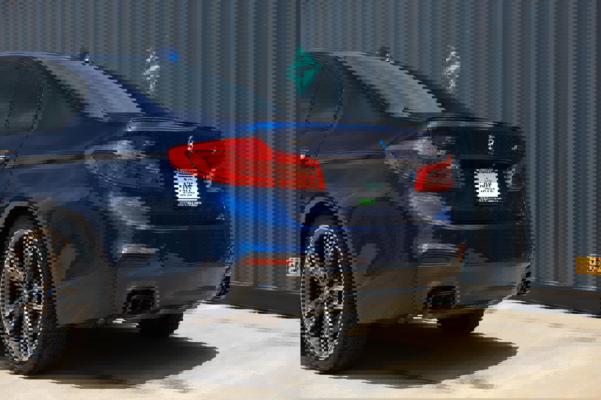 Used 2018 BMW M550i xDrive image 56