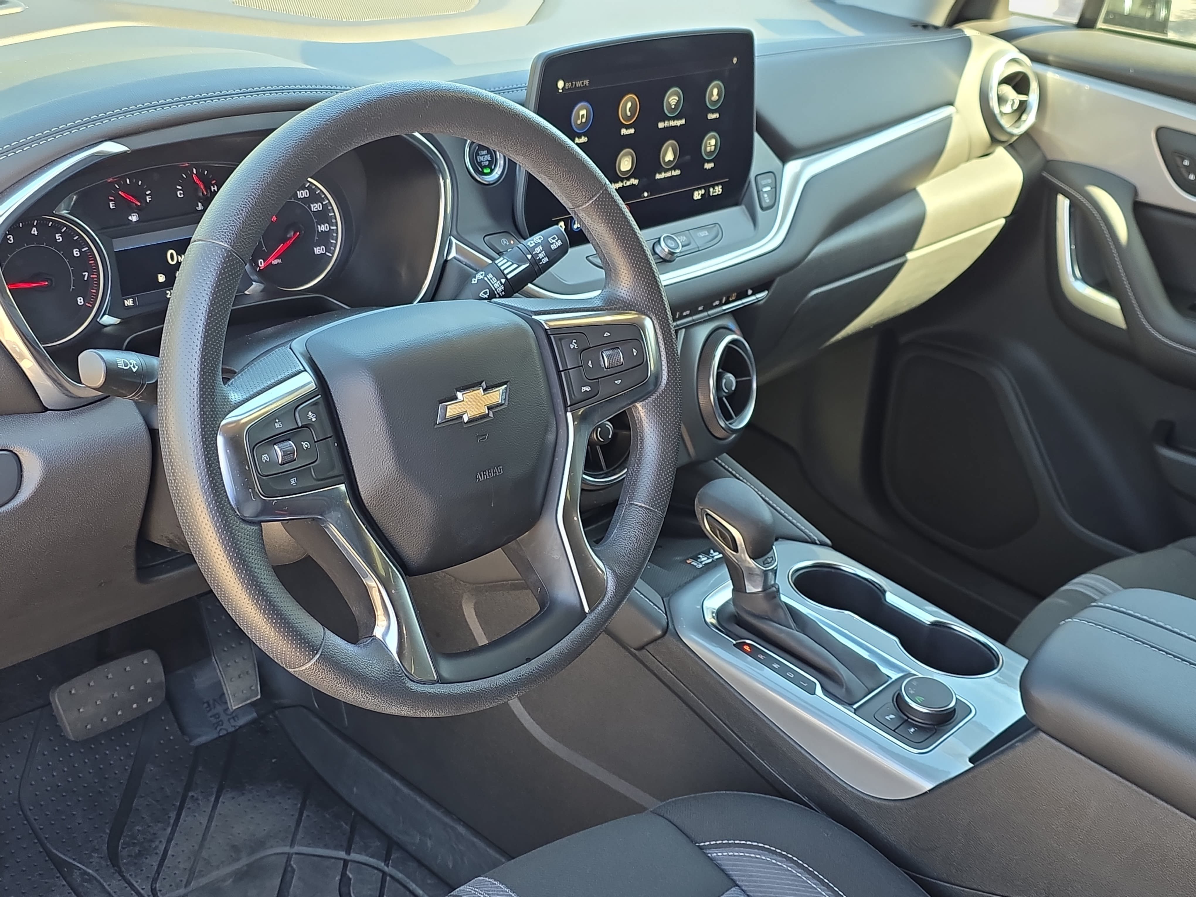 Used 2024 Chevrolet Blazer LT w/ Convenience Package FWD image 14