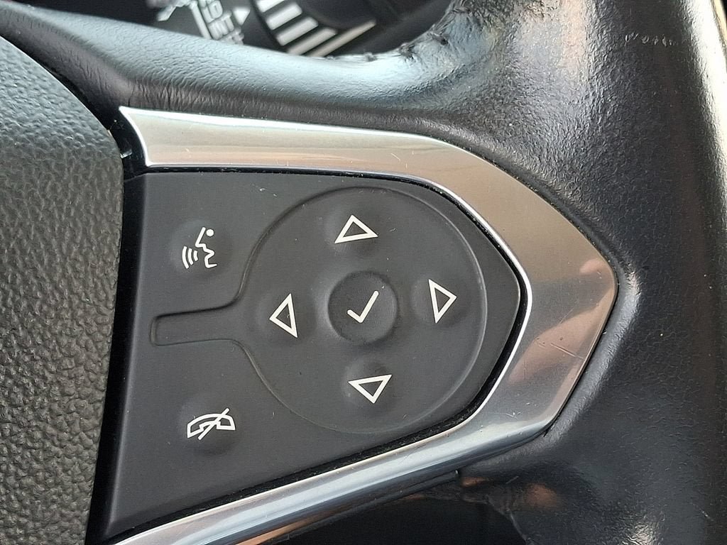 Certified 2020 Chevrolet Traverse LT FWD image 23