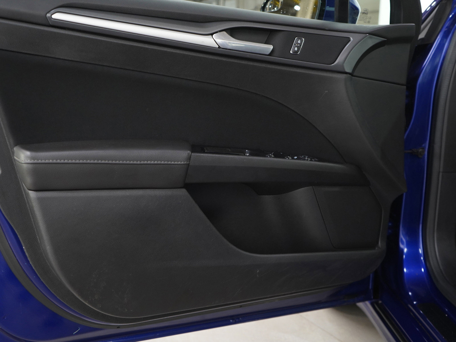 Used 2013 Ford Fusion SE image 17