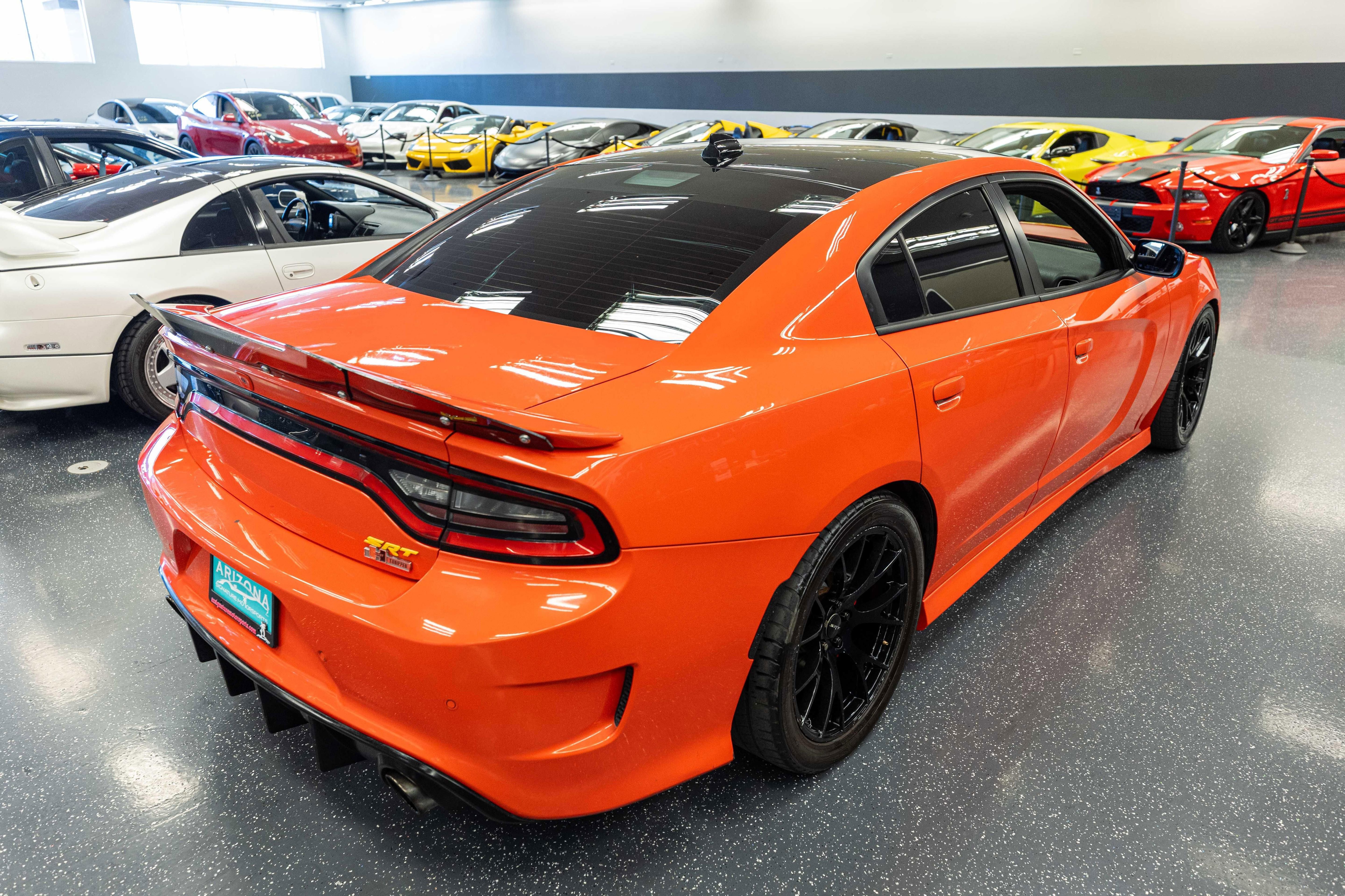 Used 2016 Dodge Charger SRT w/ Harman/Kardon Audio Group RWD image 6