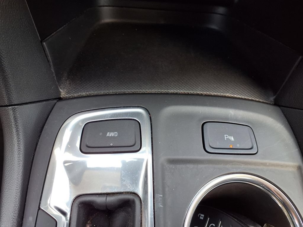 Used 2022 Chevrolet Equinox LT AWD/4WD image 10