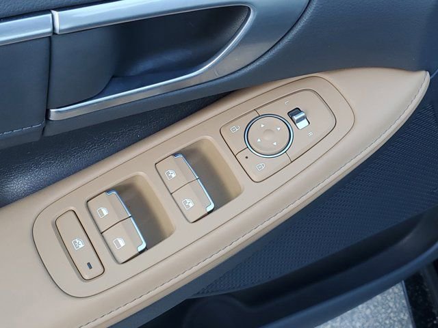 Used 2020 Hyundai Sonata Limited image 15