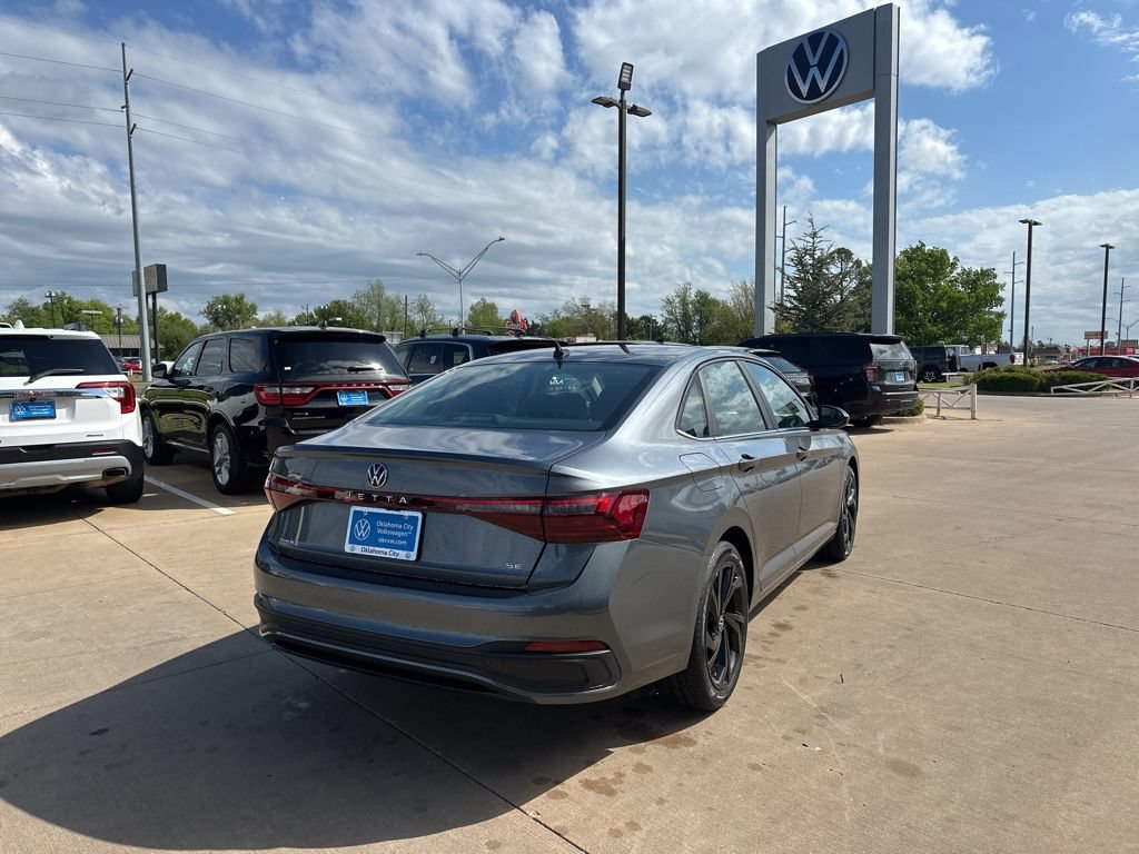 New 2026 Volkswagen Jetta SE FWD image 5
