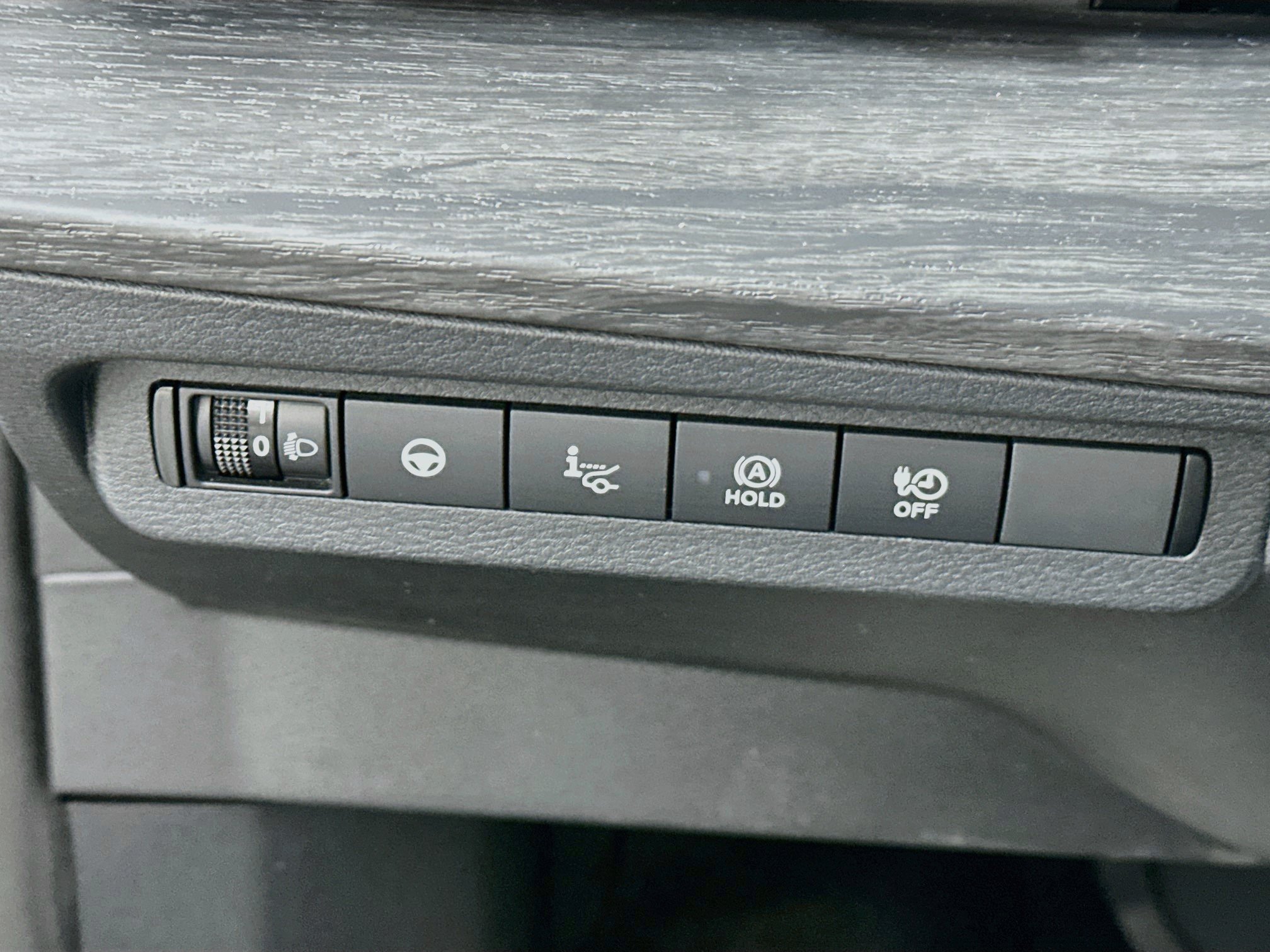 Used 2023 Nissan Ariya FWD image 17