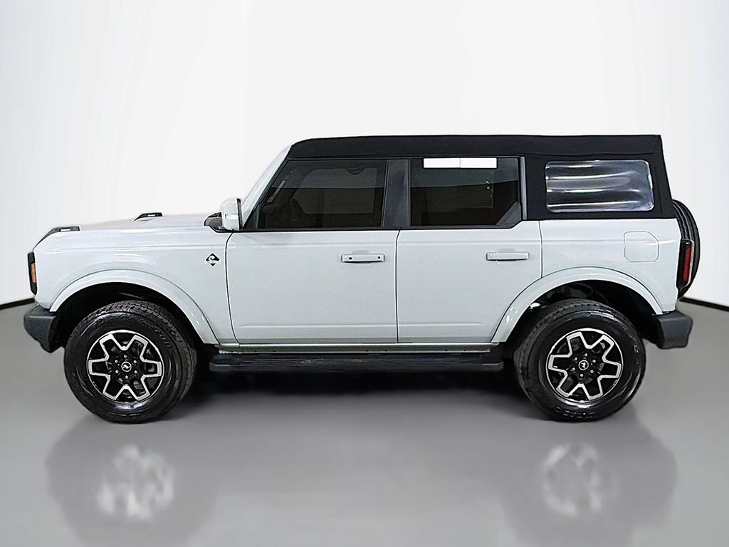 Used 2023 Ford Bronco Outer Banks AWD/4WD image 15