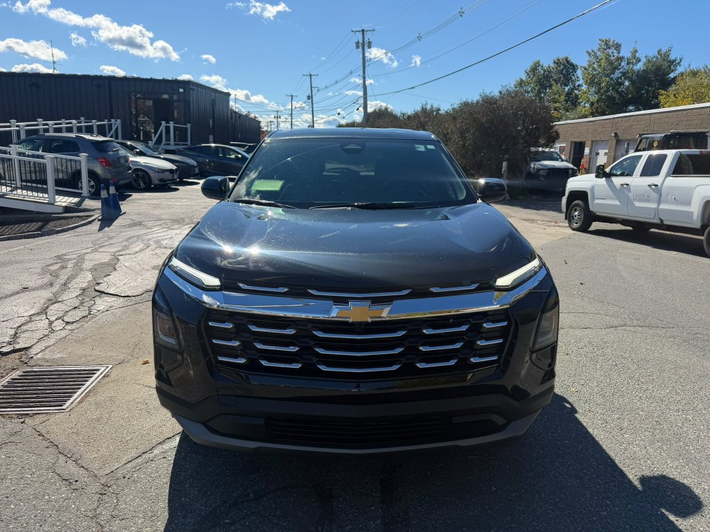 Used 2026 Chevrolet Equinox LT AWD/4WD image 8