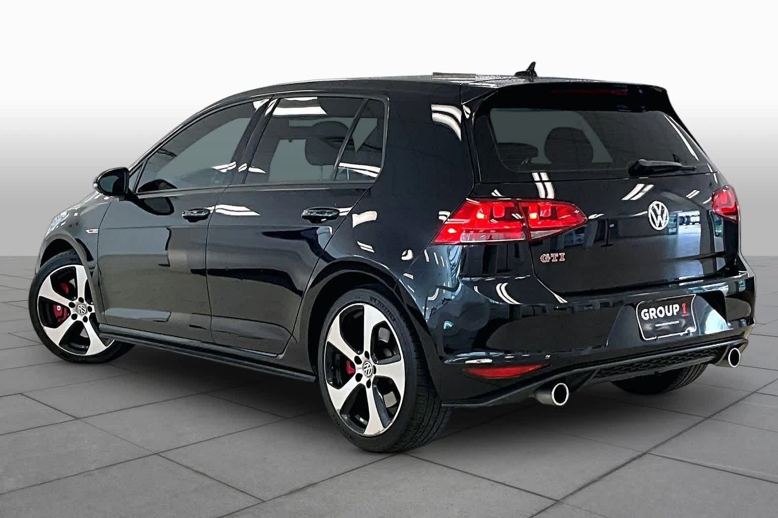 Used 2017 Volkswagen GTI Autobahn FWD image 10