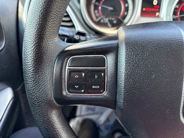 Used 2019 Dodge Journey SE w/ Blacktop Package image 12