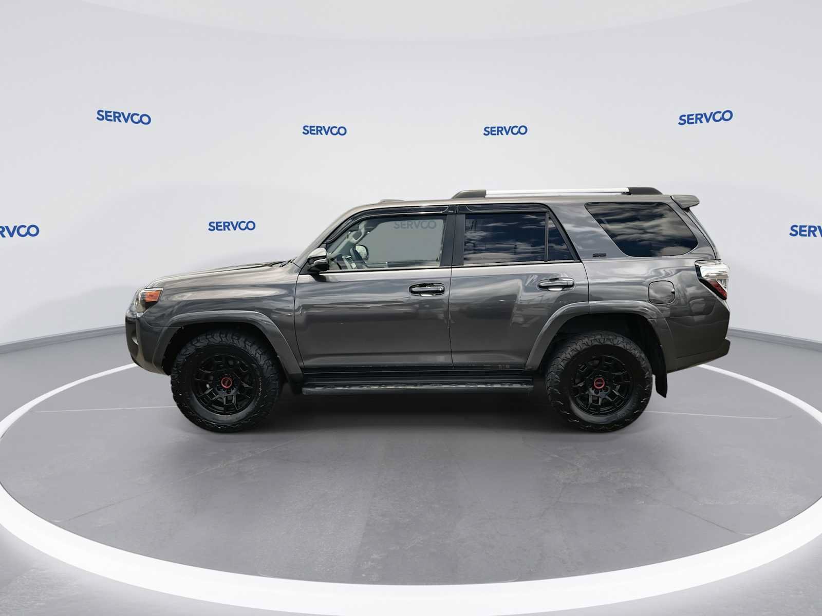 Used 2022 Toyota 4Runner SR5 Premium RWD image 5