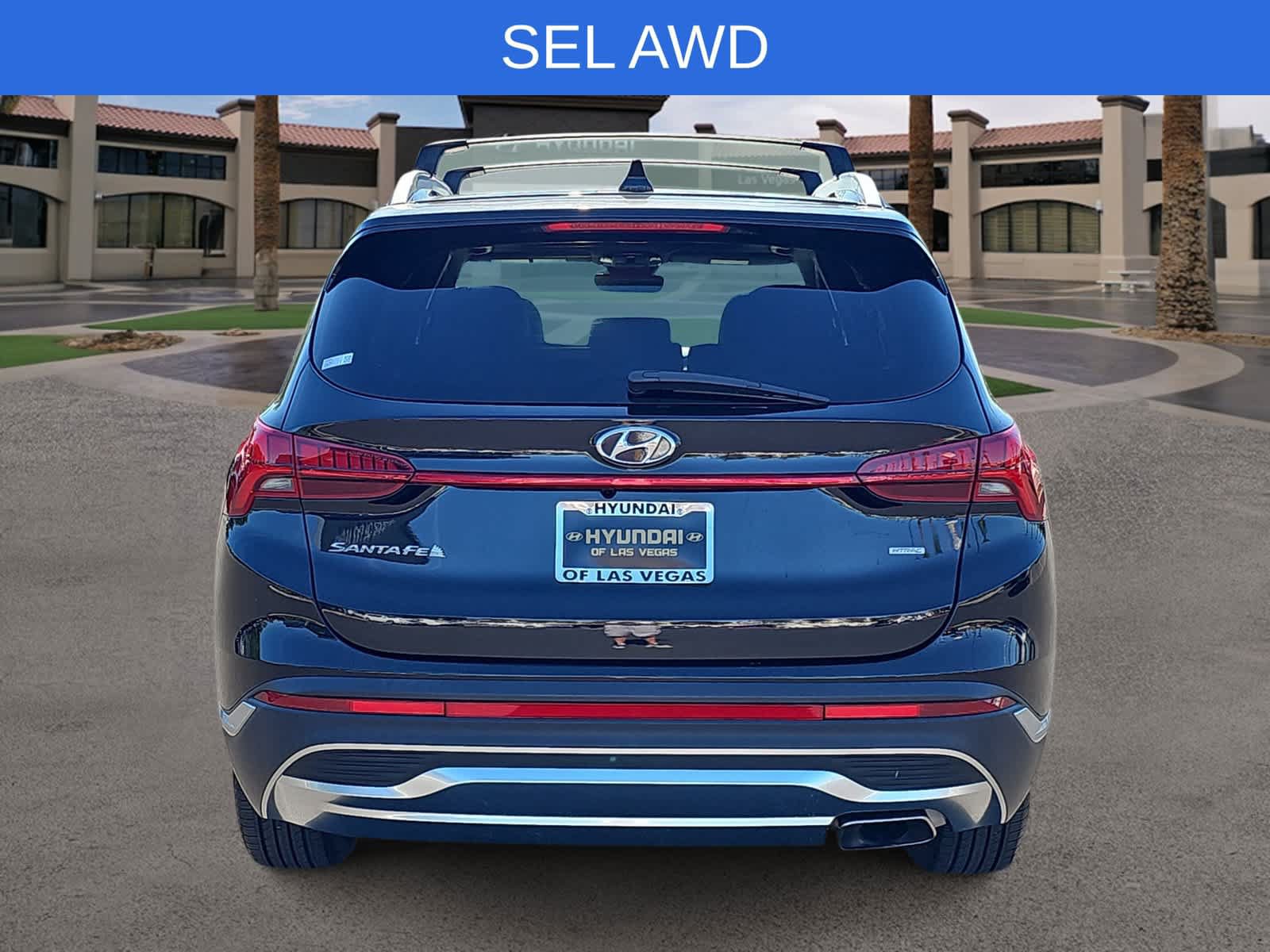 Used 2022 Hyundai Santa Fe SEL w/ Convenience + Premium Package AWD/4WD image 3