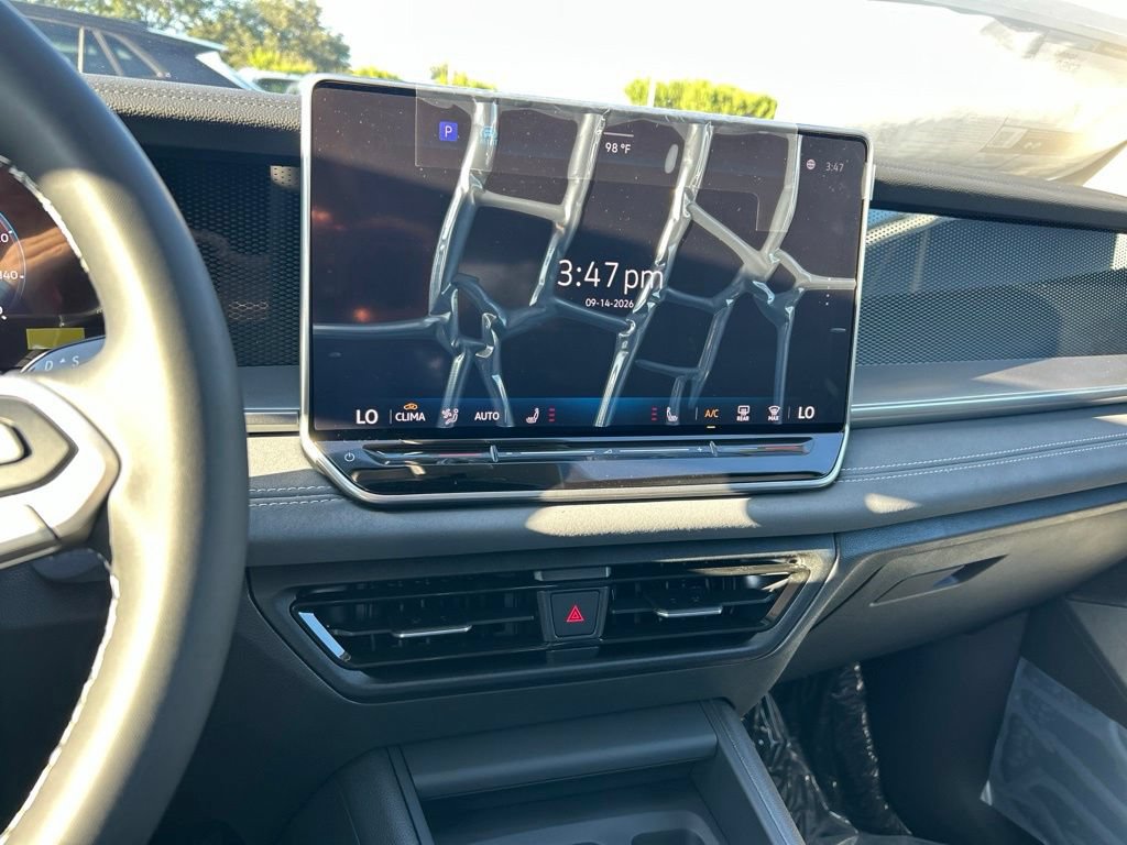 New 2026 Volkswagen Tiguan SE FWD image 32