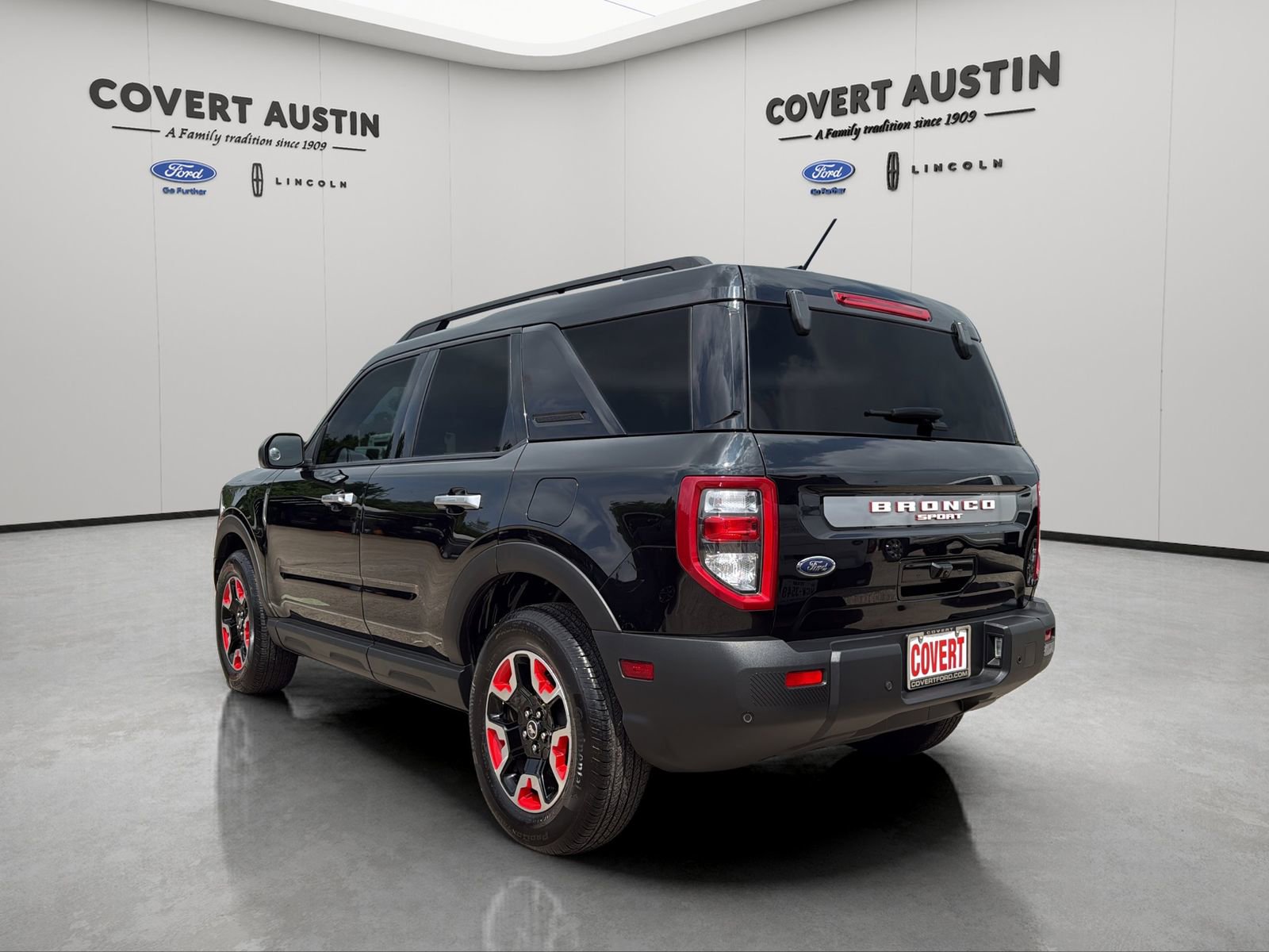 Certified 2025 Ford Bronco Sport Free Wheeling w/ Convenience Package AWD/4WD image 3