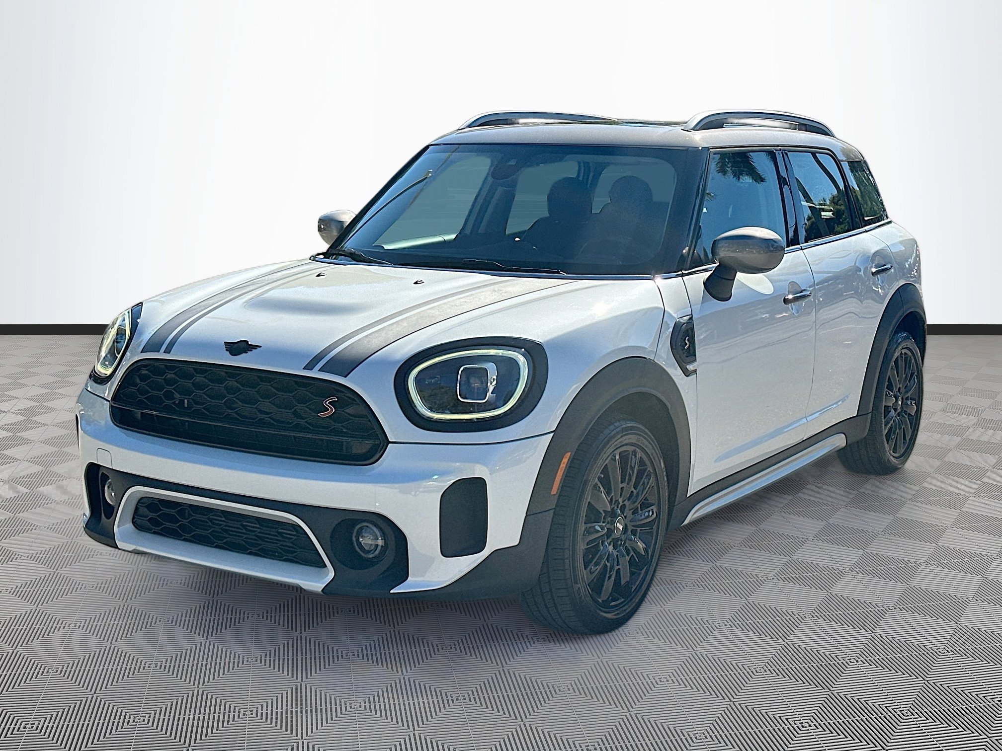 Certified 2024 MINI Cooper Countryman S image 3
