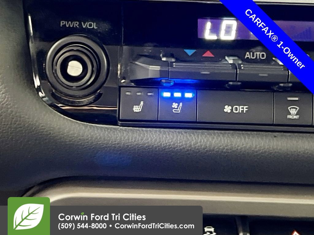 Used 2023 Toyota Tundra Limited image 23