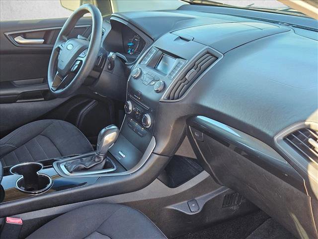 Used 2015 Ford Edge SE image 23