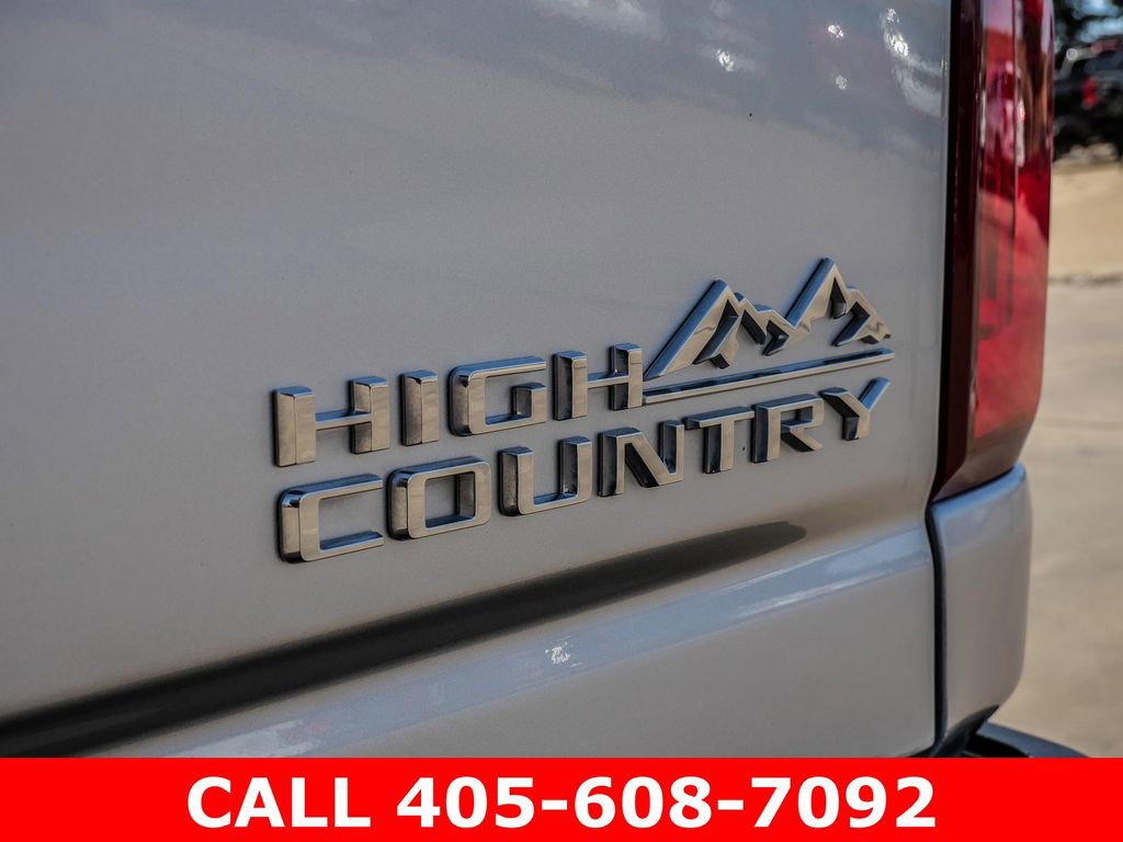 Used 2023 Chevrolet Silverado 2500 High Country image 13