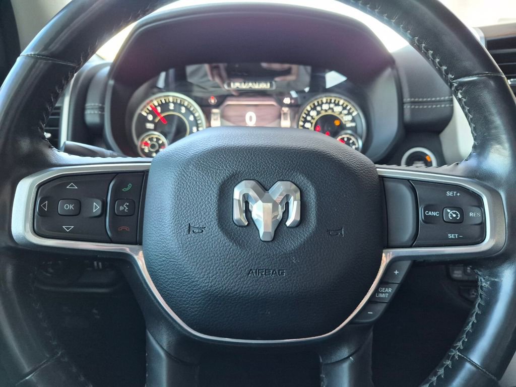 Used 2022 RAM 1500 Laramie AWD/4WD image 30