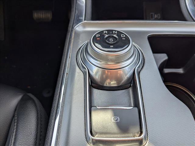 Used 2024 Ford Edge Titanium image 16