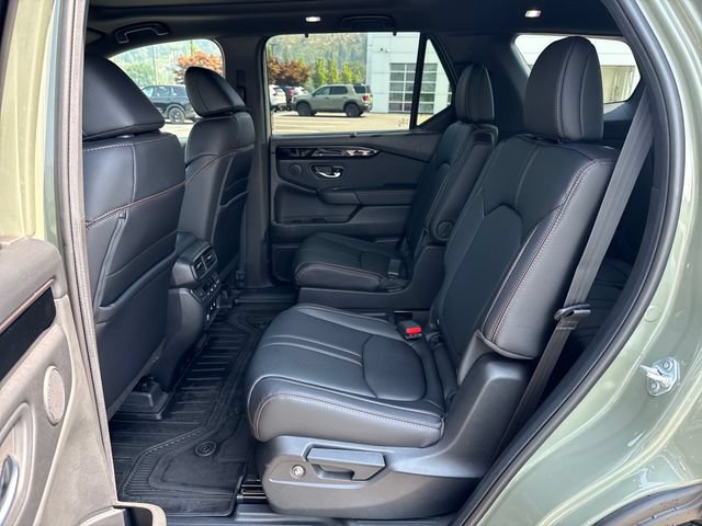 Used 2026 Honda Pilot TrailSport image 15