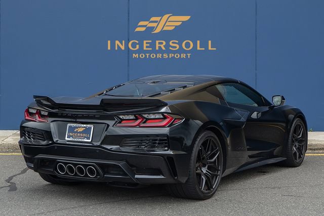 Used 2024 Chevrolet Corvette Z06 image 7