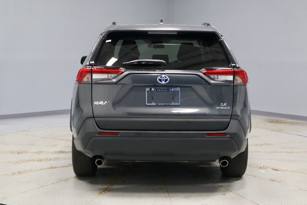Used 2024 Toyota RAV4 LE AWD/4WD image 10