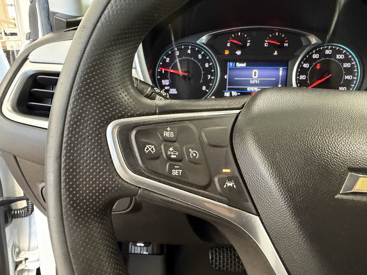 Used 2022 Chevrolet Equinox LS w/ LS Convenience Package AWD/4WD image 24