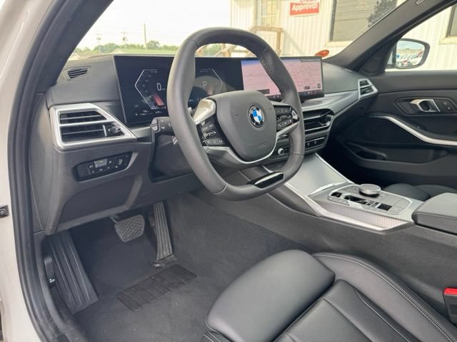 Used 2026 BMW 330i xDrive Sedan AWD/4WD image 21