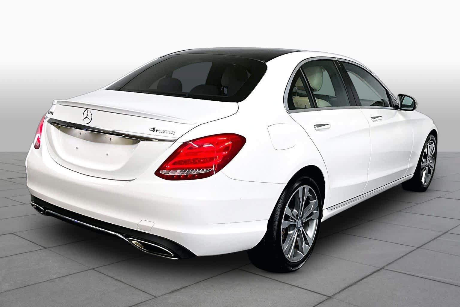 Used 2016 Mercedes-Benz C 300 4MATIC Sedan image 13