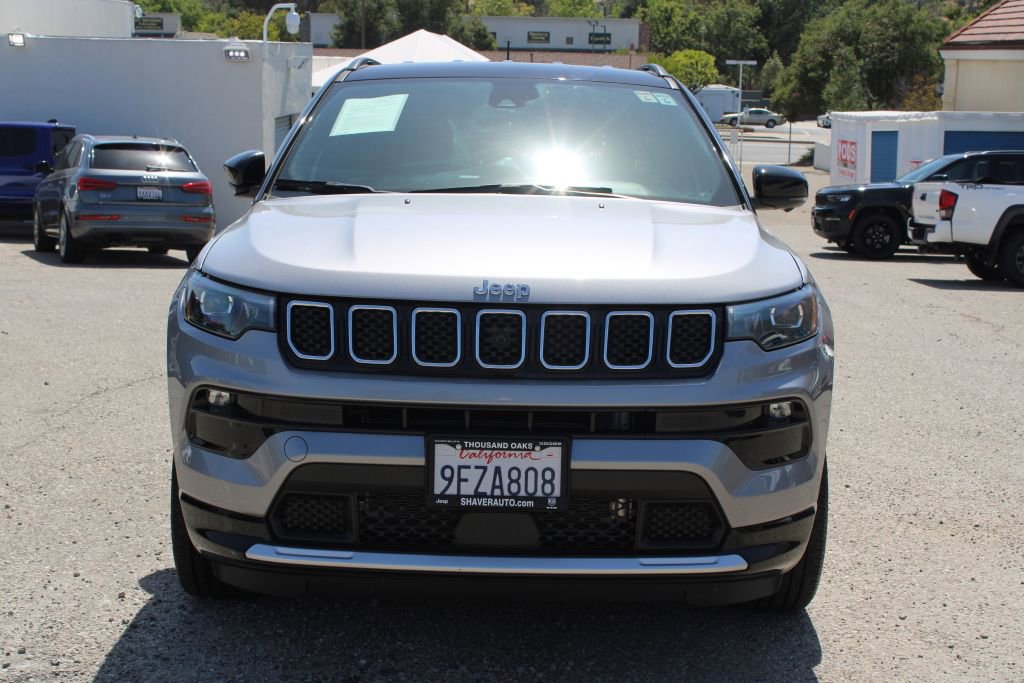 Used 2023 Jeep Compass Limited w/ Elite Group image 2