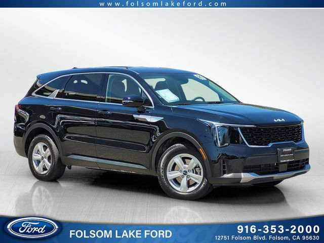 Used 2025 Kia Sorento LX FWD image 1