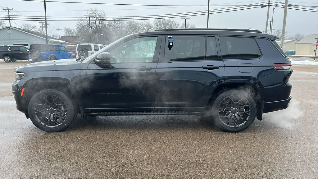 Used 2024 Jeep Grand Cherokee L Summit image 4