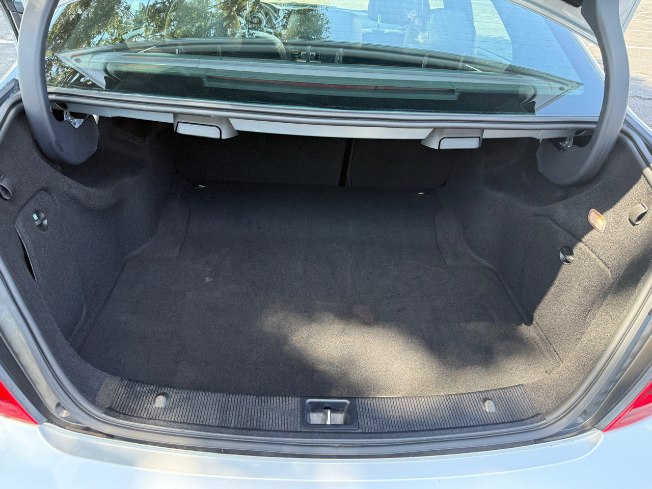 Used 2012 Mercedes-Benz C 300 Luxury image 38