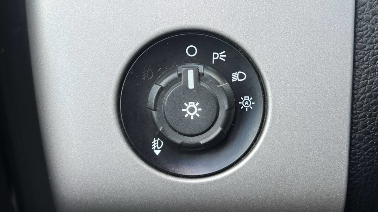 Used 2017 Ford Expedition EL Limited image 21