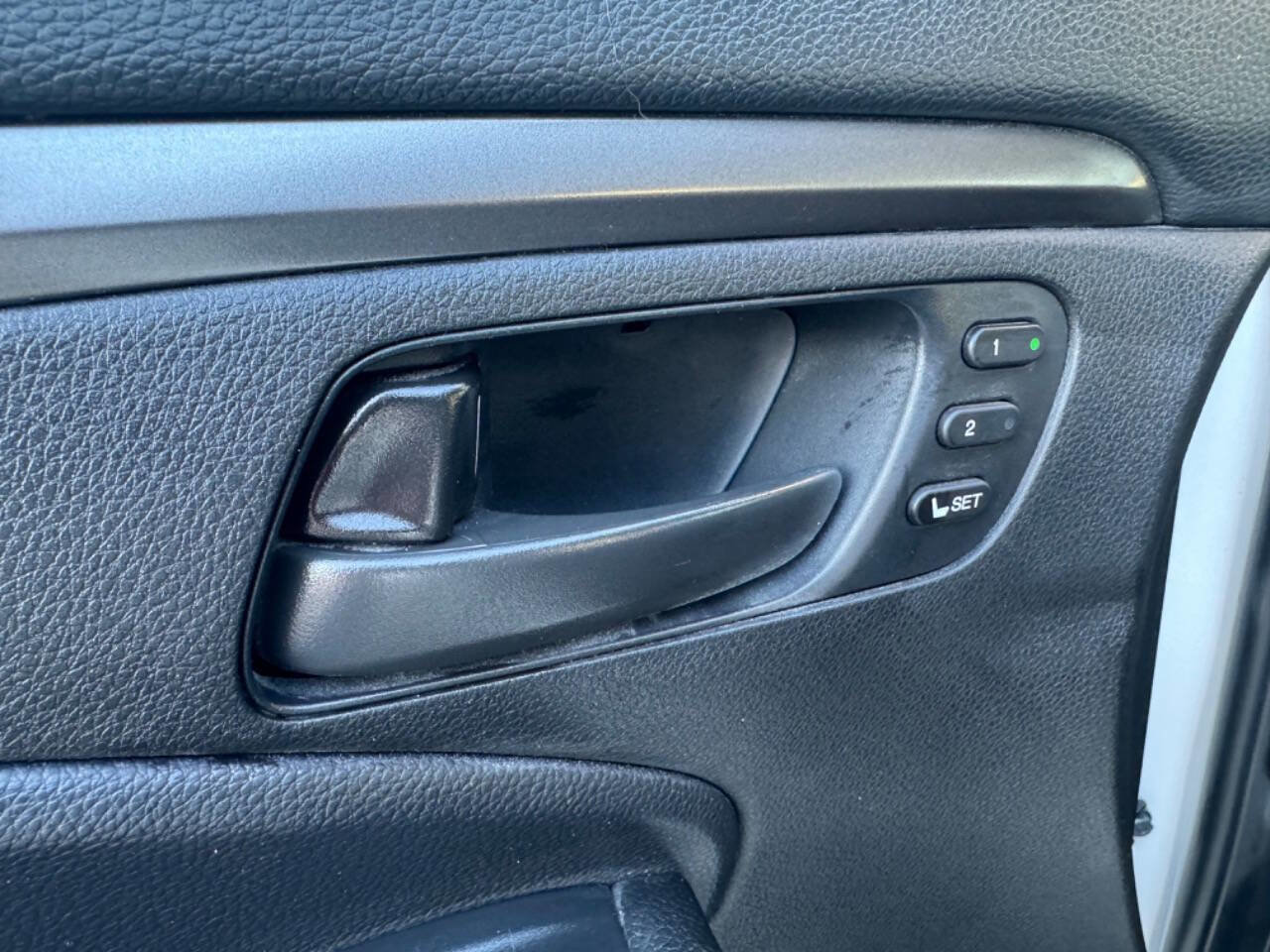 Used 2024 Honda Passport EX-L image 9