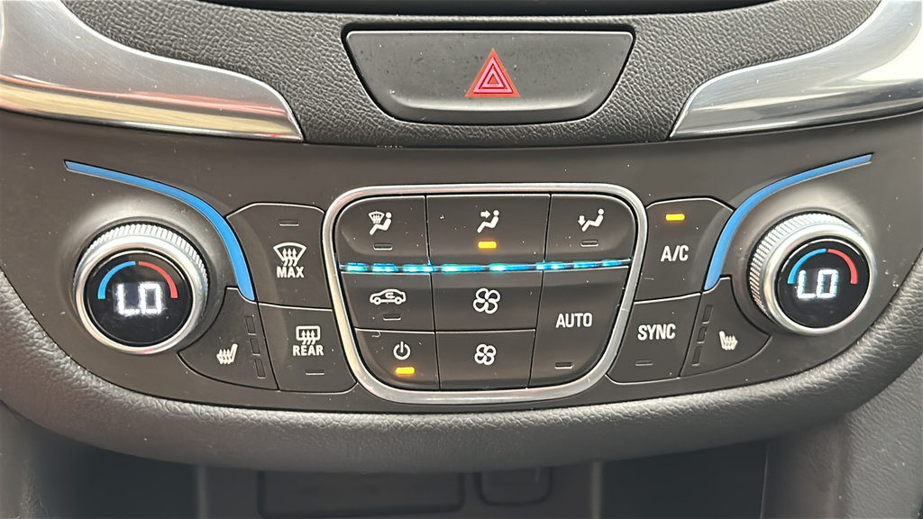 Used 2019 Chevrolet Equinox LT FWD image 17