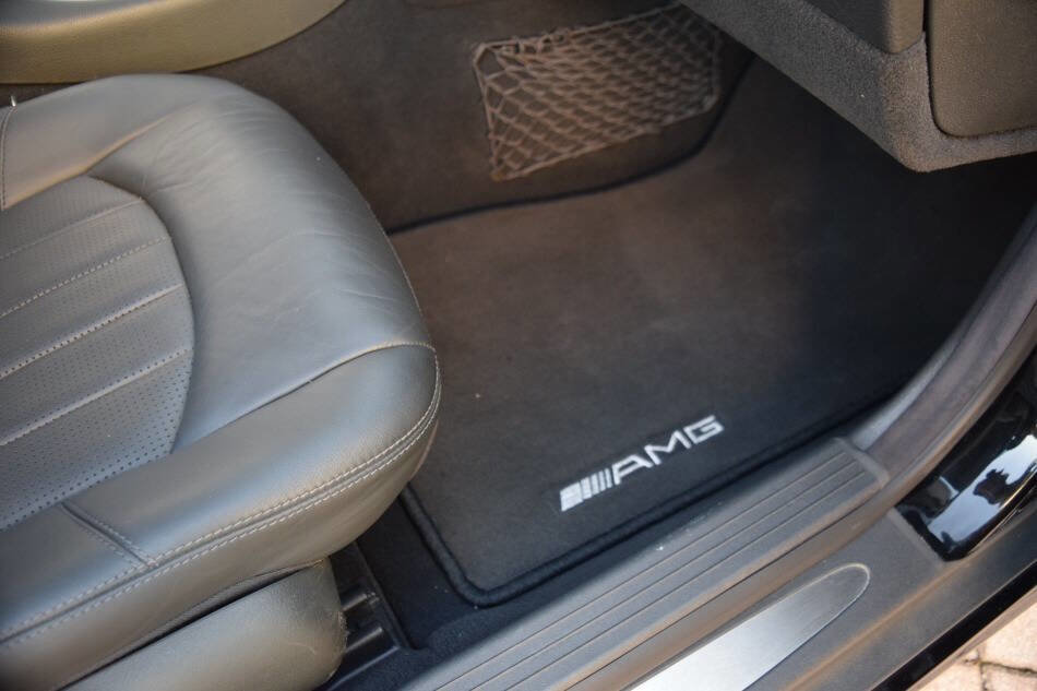 Used 2003 Mercedes-Benz CLK 55 AMG Coupe image 46