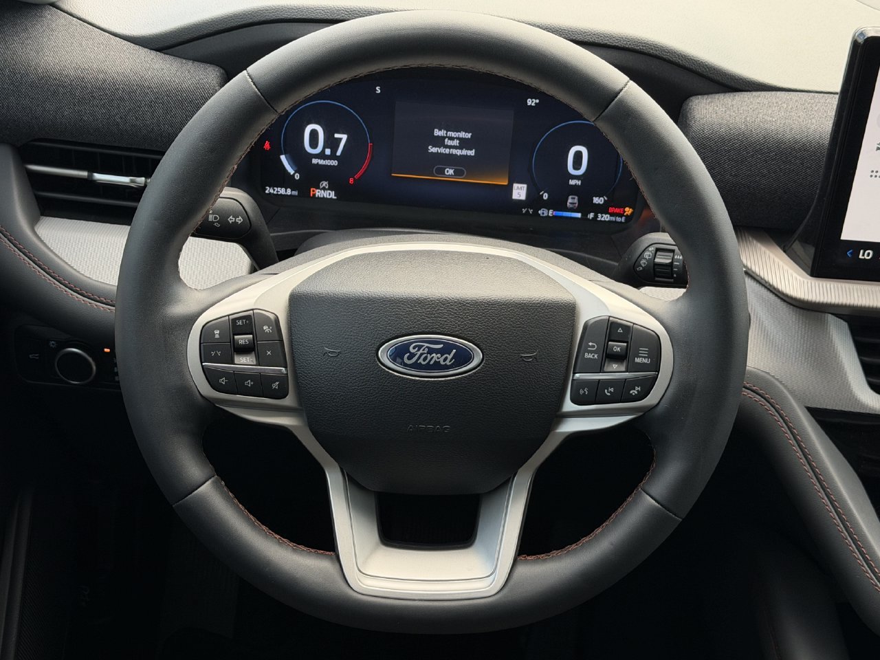 Used 2025 Ford Explorer Active RWD image 12