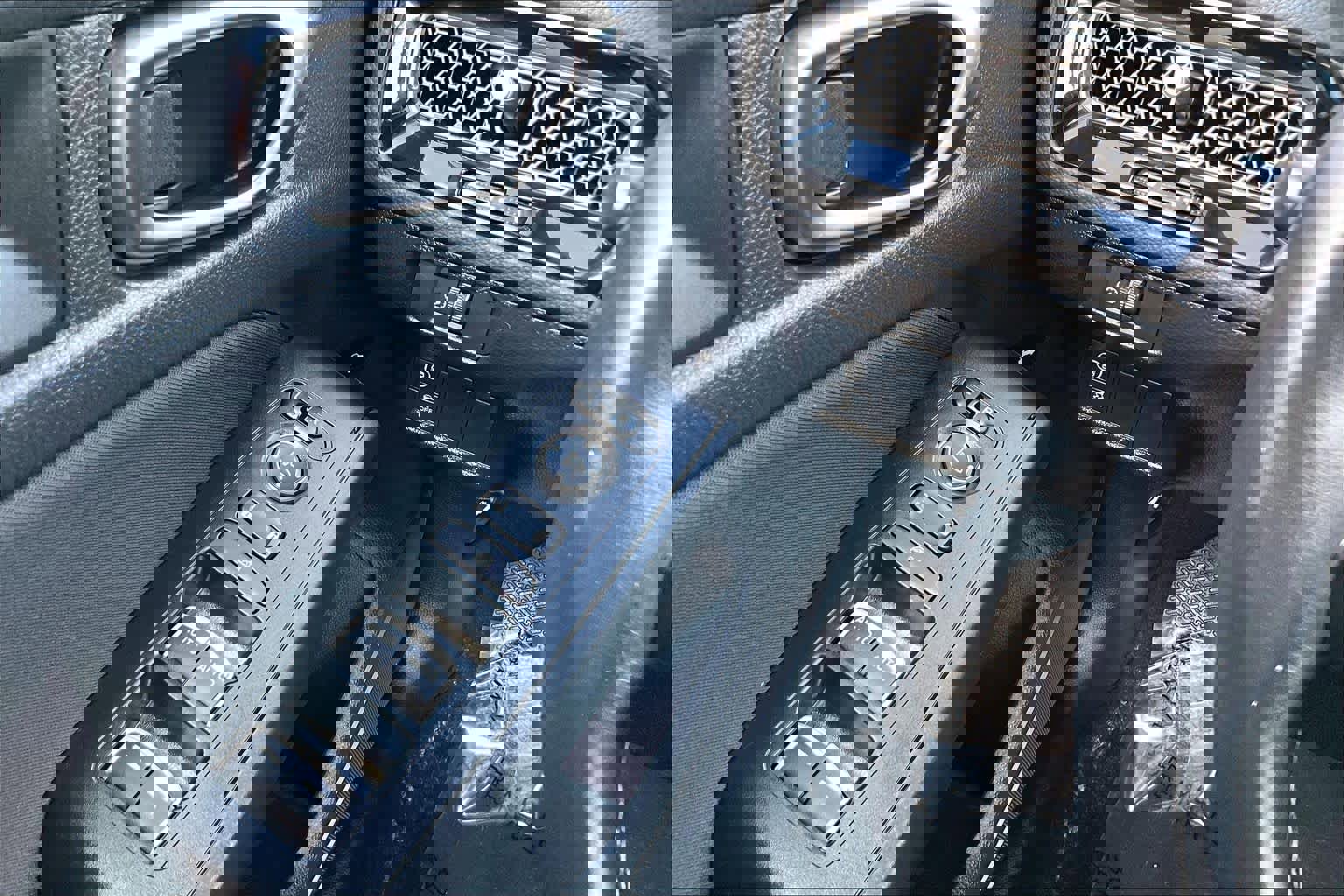 Used 2023 Honda Civic Sport image 31