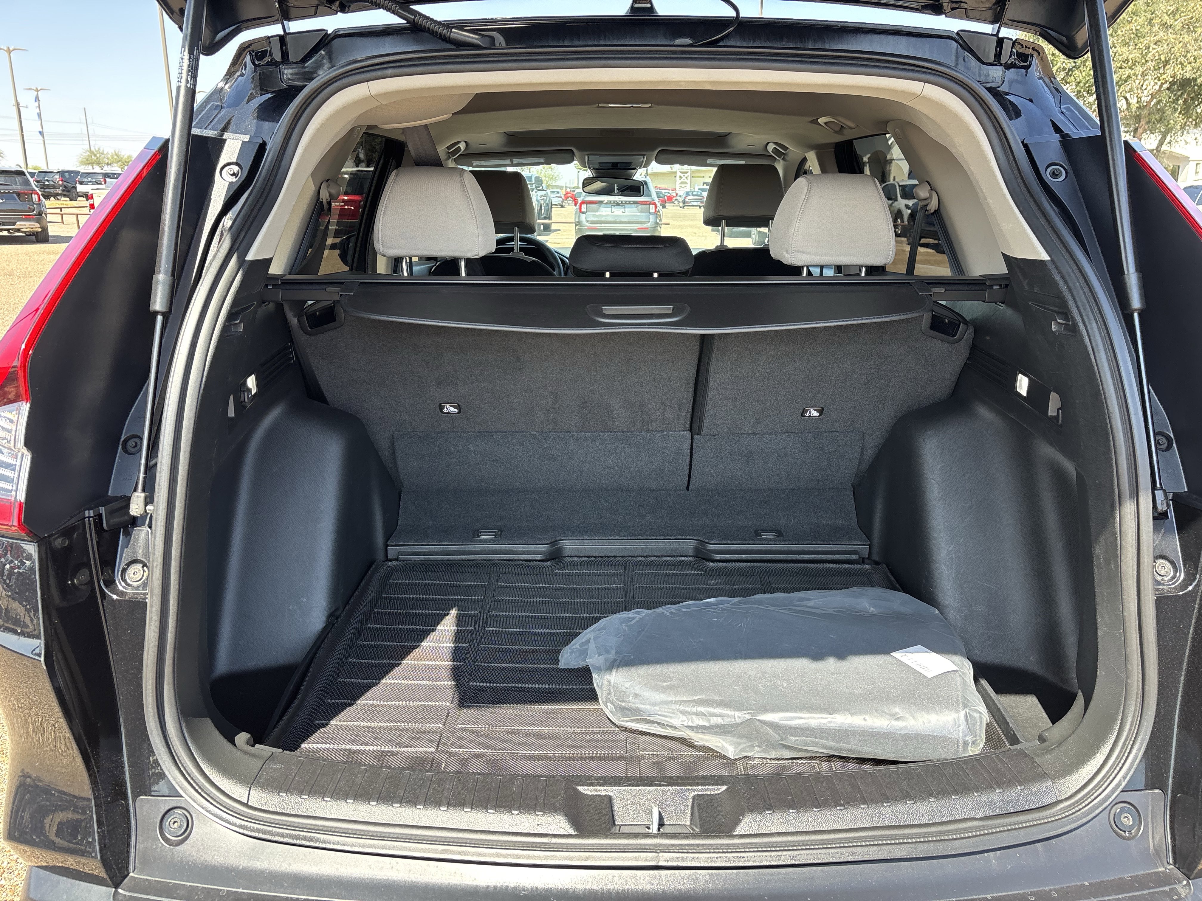 Used 2023 Honda CR-V EX image 19