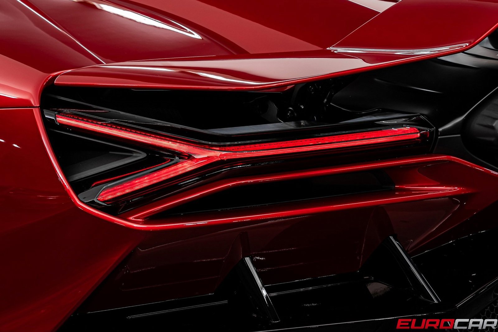 Used 2025 Lamborghini Revuelto image 23