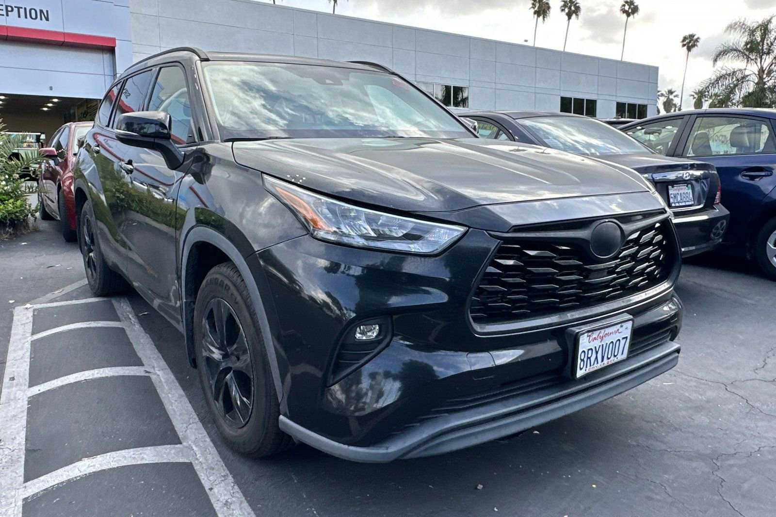 Used 2020 Toyota Highlander XLE AWD/4WD video 2