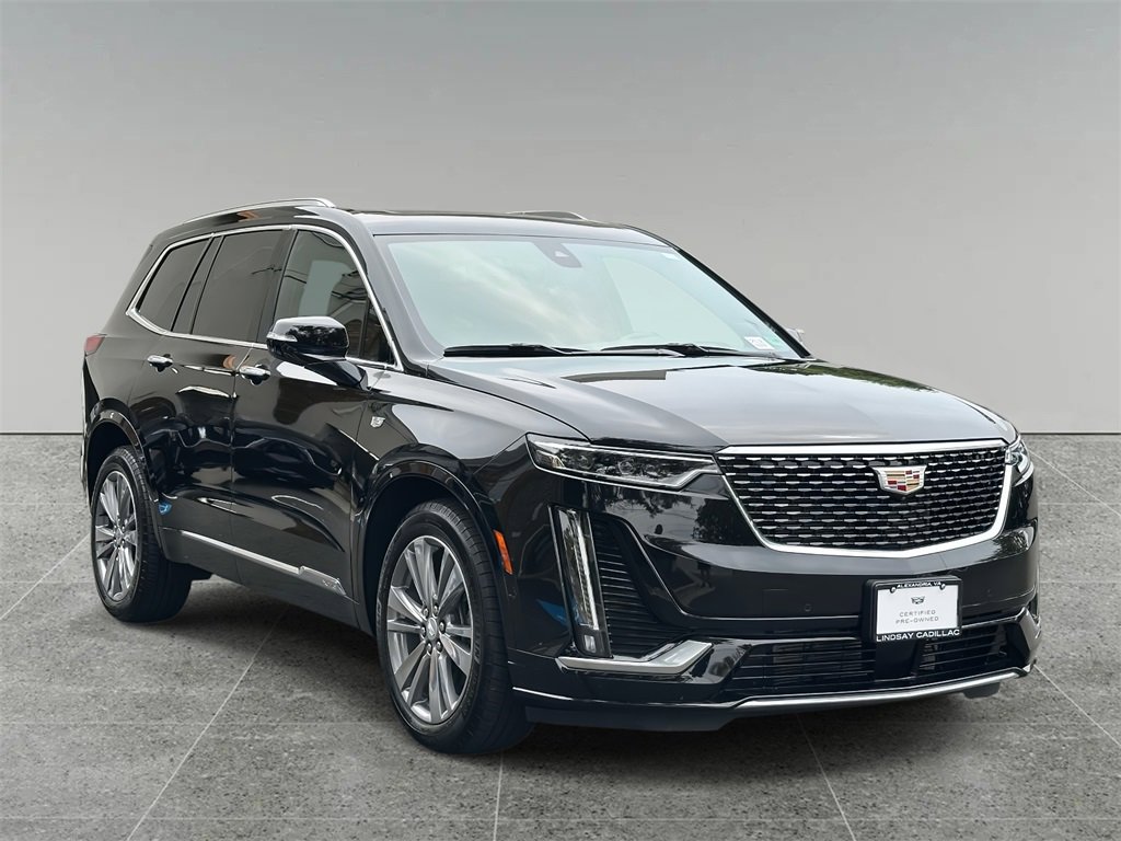 Certified 2025 Cadillac XT6 Premium Luxury w/ Platinum Package image 9